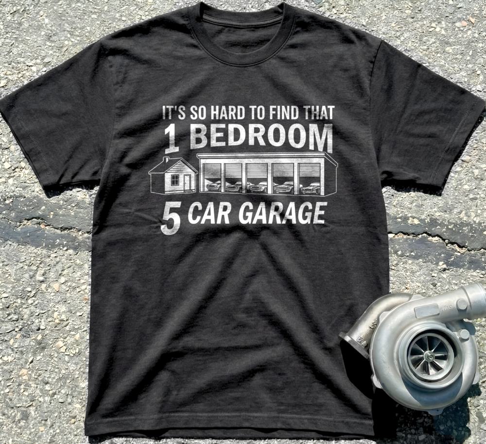 1 Bedroom 5 Car Garage